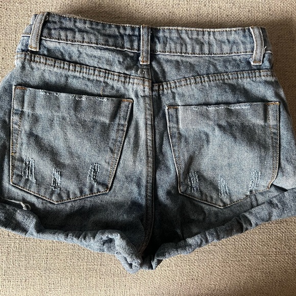 Mustard Seed Cuffed Distressed Denim Shorts - Picture 6 of 7